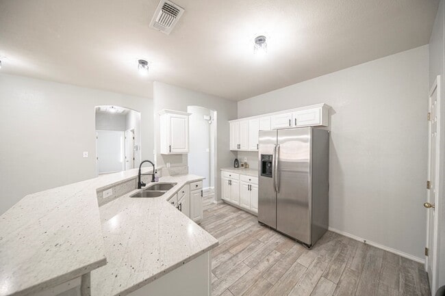 Photo - 2207 Medford Ct