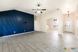 Photo - 109 W Libra Dr