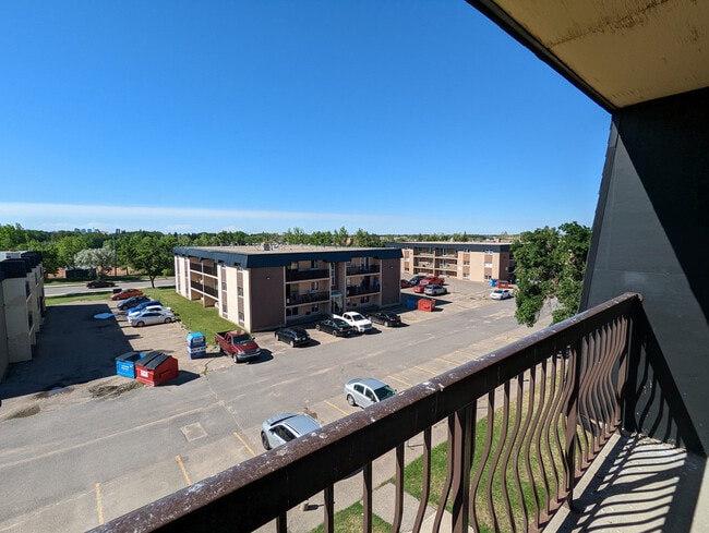 Building Photo - Kleisinger 27