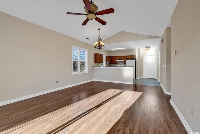 Photo - 216 Castle Dr