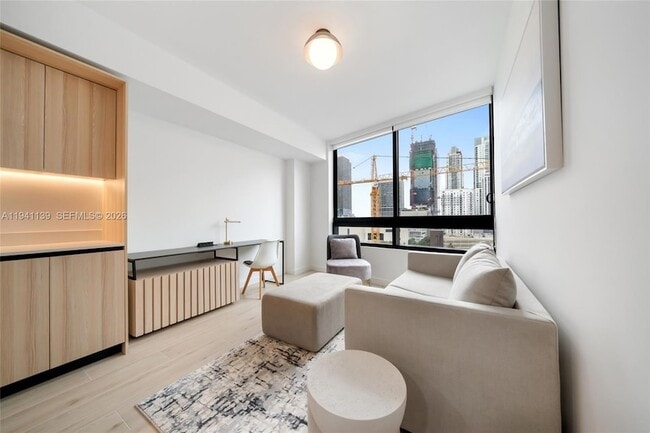 Building Photo - 225 N Miami Ave Unit 1207