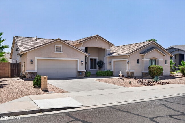 Building Photo - 6118 N 133rd Ave