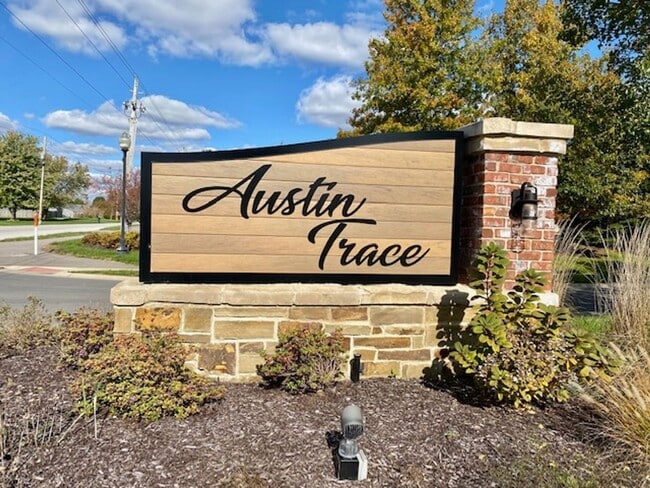 Building Photo - COMING SOON!! 3 Bedroom 2.5 Bathrooms in McCordsville!