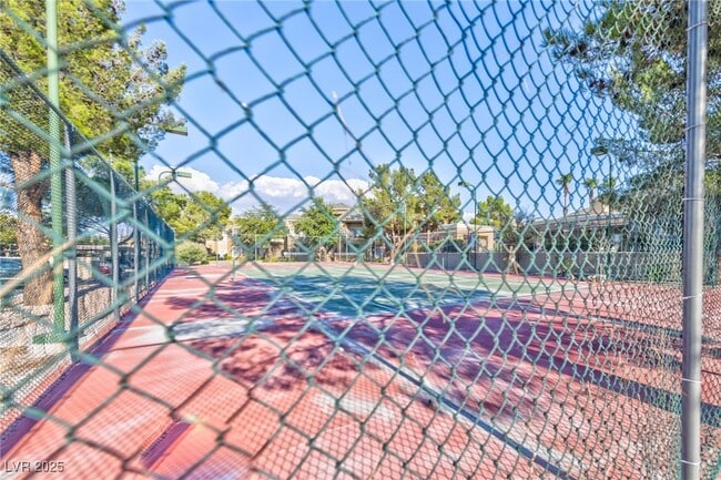 Photo - 8070 W Russell Rd Unit 1061