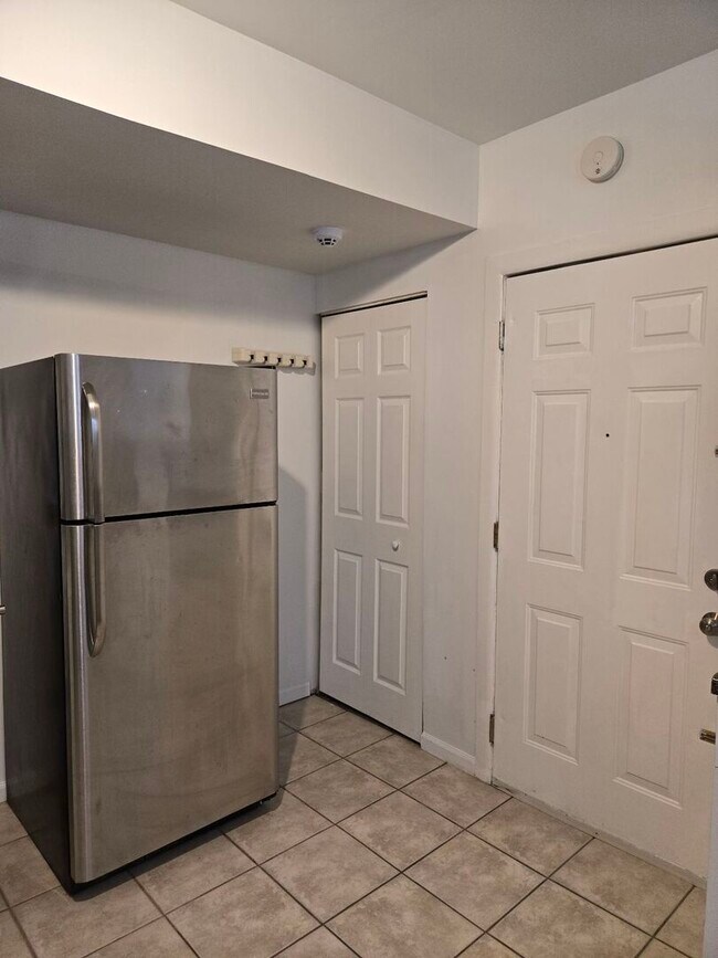 Photo - 6518 N Mozart St Unit 1