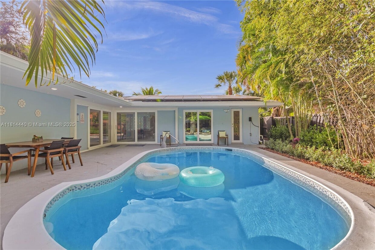 Photo - 204 SW 19th Ave (Fort Lauderdale, FL)
