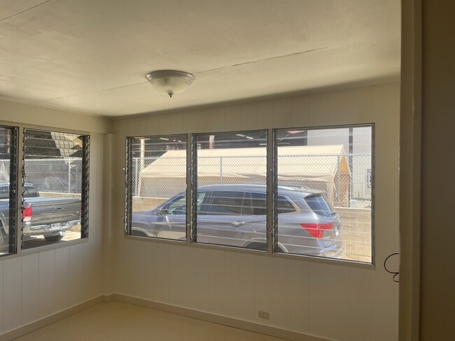 Photo - 1828 Kaohu St