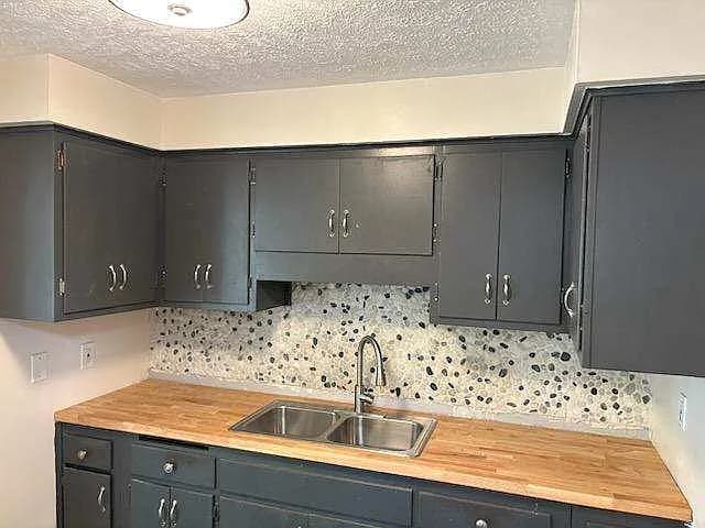 Photo - 3069 E 67th St