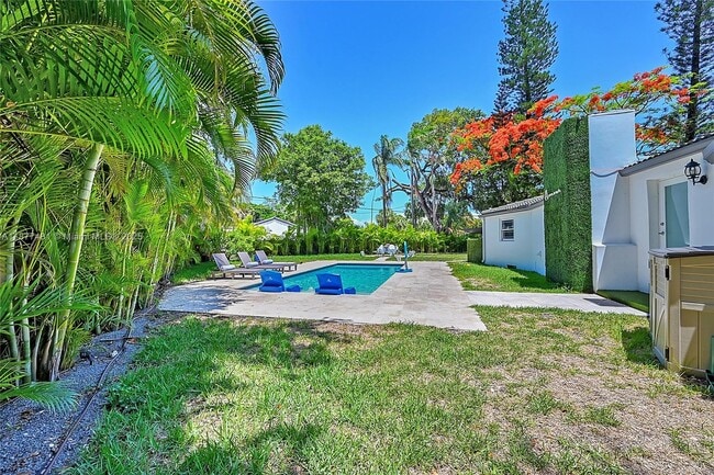 Photo - 15 NE 95th St