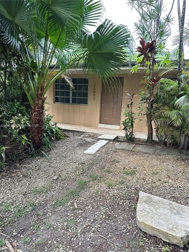 Building Photo - 22851 SW 157th Ave Unit 1