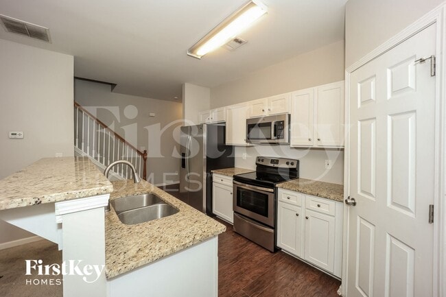 Photo - 3383 Estes Dr