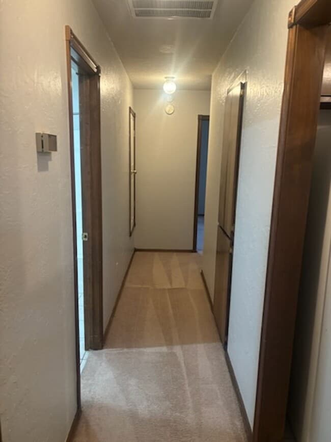 Photo - 2 Bed, 2 Bath Duplex in Mountain View Area