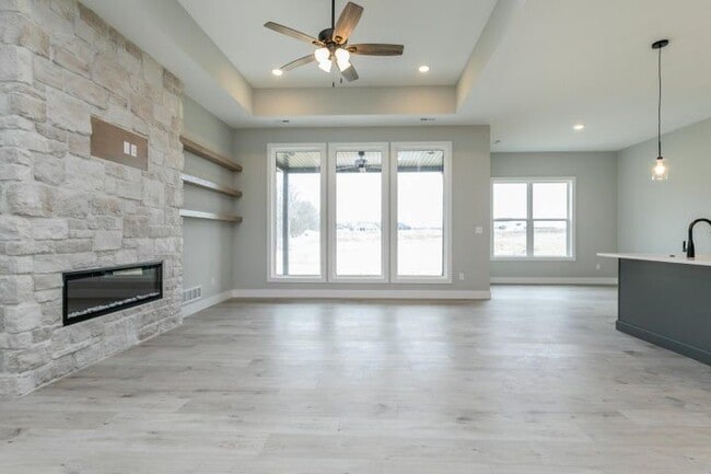 Photo - 700 Sagemoor Dr