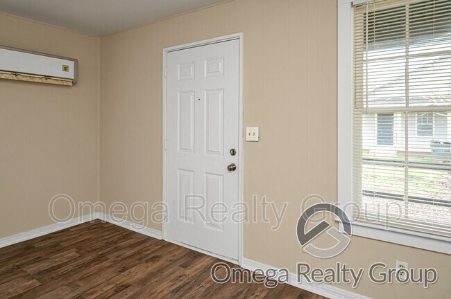 Photo - 3210 Clopton St SW