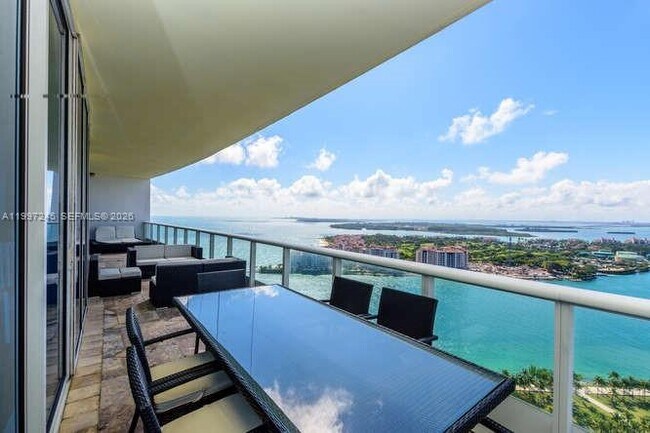 100 South Pointe Dr Unit 3101