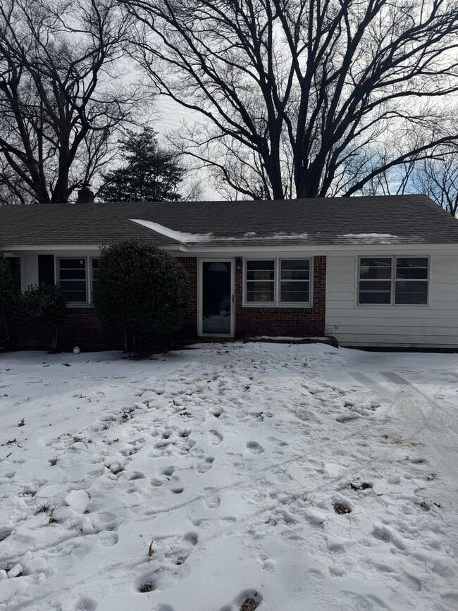 Building Photo - 3601 Hendricks Ave