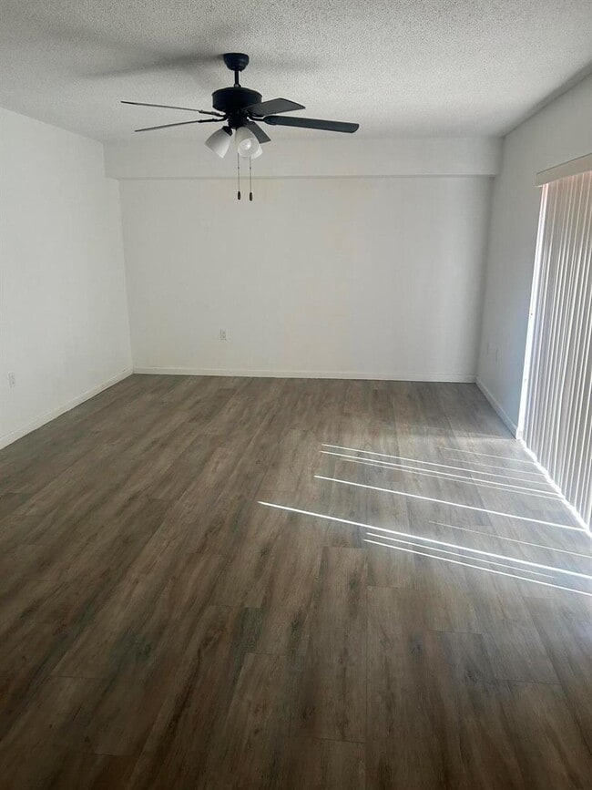 Photo - 804 Blue Ridge Cir