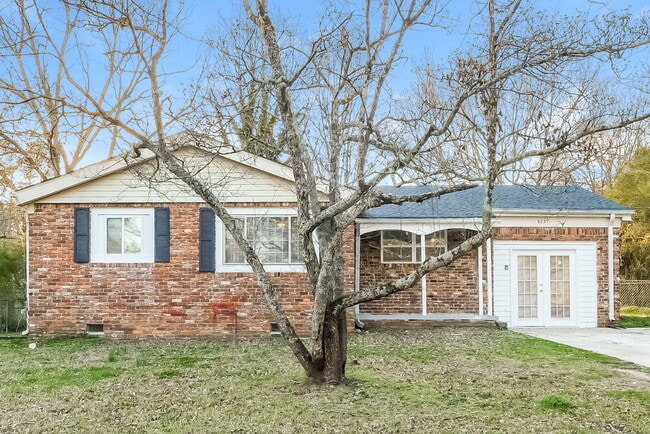 Building Photo - 6237 Continental Cir