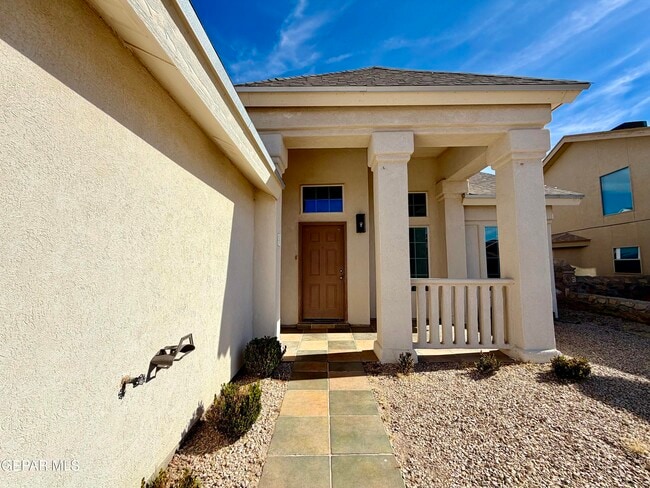 Photo - 436 Oakhurst Ln