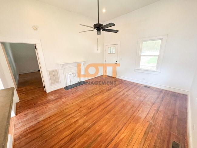 Photo - 1 Pelzer St