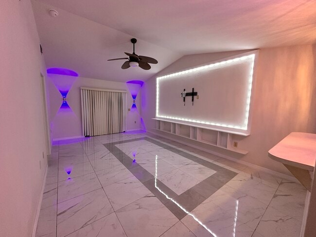 Photo - 4209 SW Santa Barbara Pl Unit 1