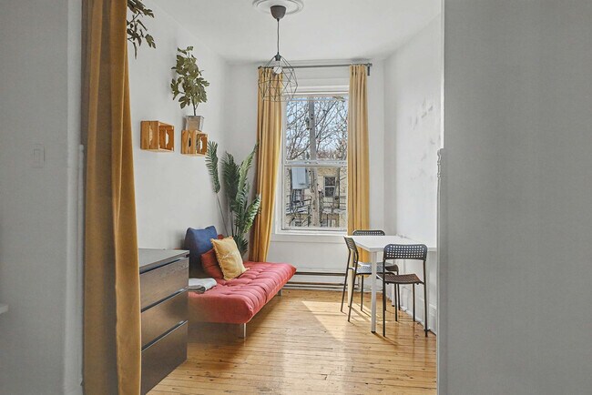 Photo - 2390 Rue Frontenac Unit SI FL3-ID1543105P
