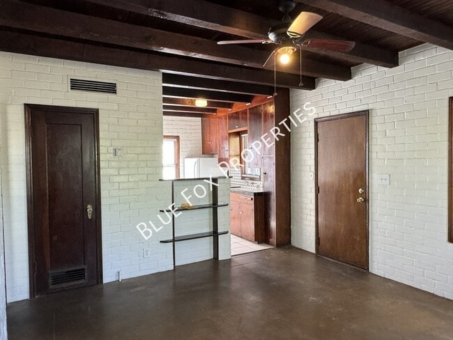 Photo - 1211 N Jones Blvd