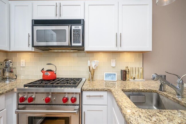 Photo - 822 Garden St