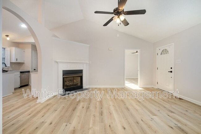 Photo - 1813 Bloomsbury Dr