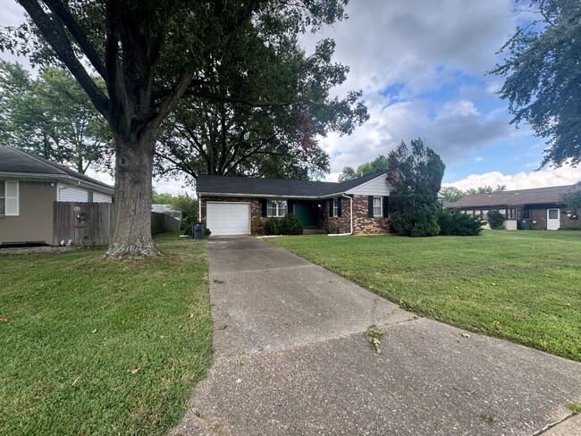 Building Photo - 3512 Ridgeway Ave Rental