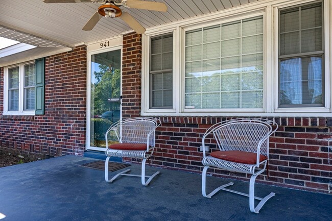 Photo - Beautiful rental full of character and charm located in The Avenues of Cayce! Close to USC!