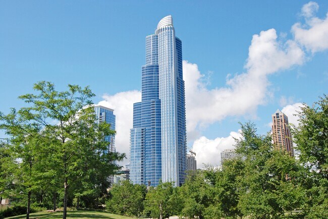 Building Photo - 1211 S Prairie Ave Unit 3104