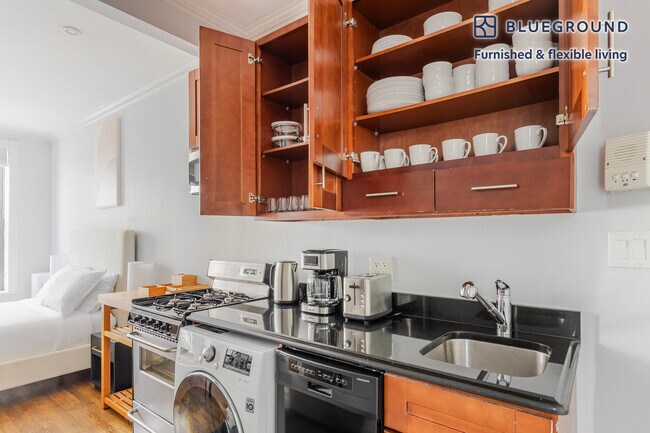 Photo - 51 Leroy St Unidad SI FL4-ID1900