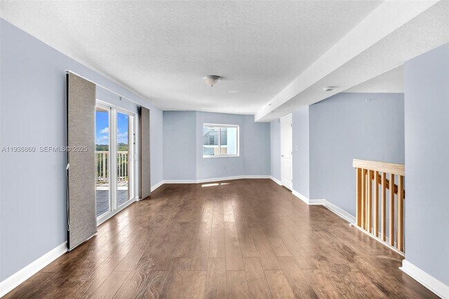 Photo - 280 SW 20th Rd Unit 904