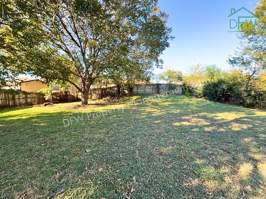 Photo - Spacious 3-Bedroom Home for Lease with Large Fenced Backyard in Quiet Benbrook Neighborhood