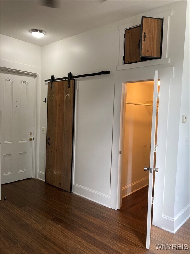 Photo - 77 Johnson Park