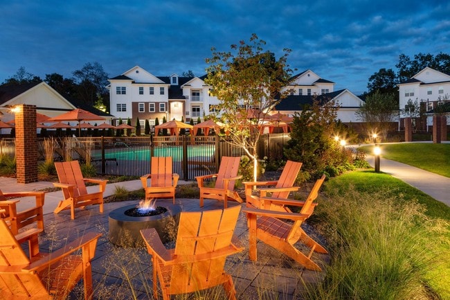 Photo - One Glastonbury Place