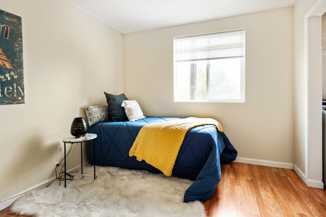 Photo - 52 Panoramic Way