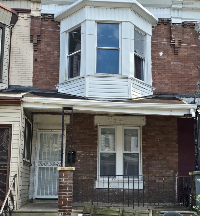 Newly rehabbed 3 bedroom - Newly rehabbed 3 bedroom House