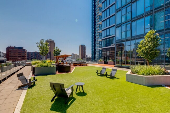 Photo - 620-610 10 Ave SW Unit ID1222985P