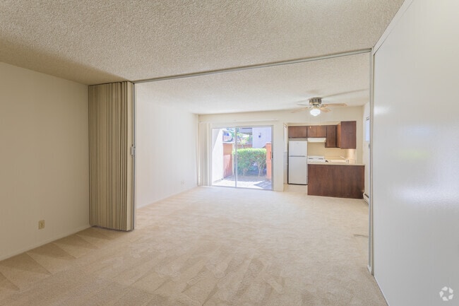 Photo - Oakridge Apartments