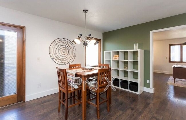 Photo - 6 Lambeth Cir