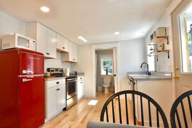 Photo - 15 Lincoln St Unit 3