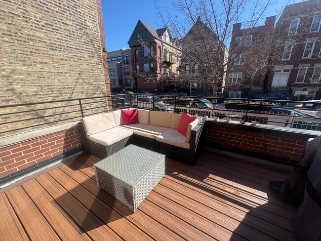 Photo - 1308 N Bosworth Ave Unit 1