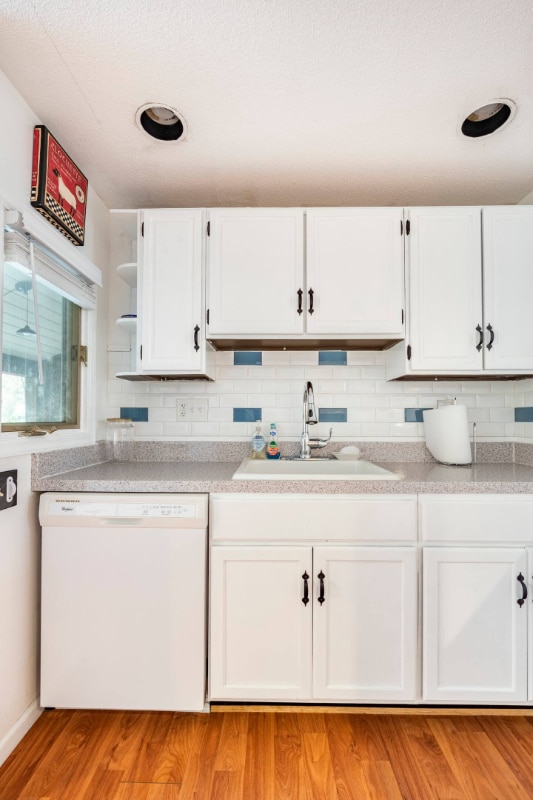 Photo - 2 Newtown Turnpike Unit Apt.