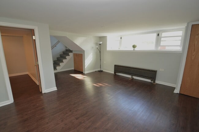 Photo - 10332 Elizabeth St