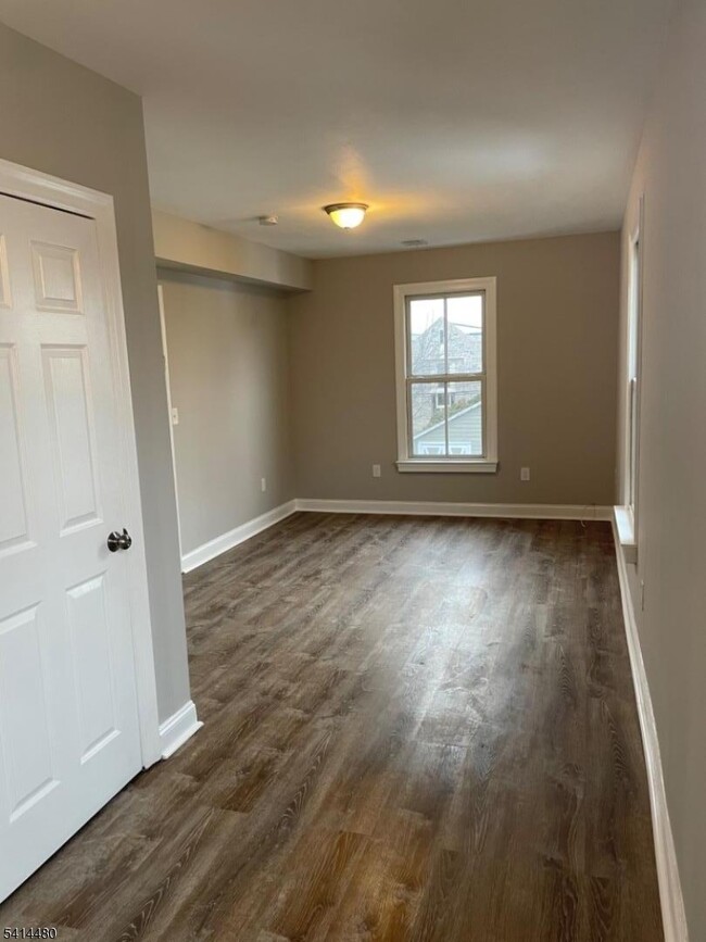 Photo - 64 Maple Ave