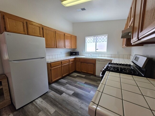 Photo - 1305 Quartz Hill Rd