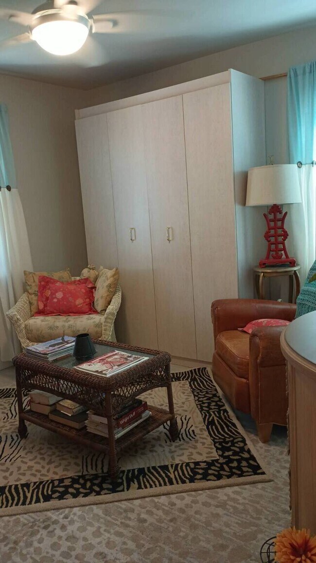 Photo - 1950 W Crown Pointe Blvd Unit B 208