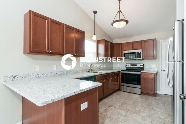 Photo - 3 Bedroom Pet-Friendly Home in Festus, MO with Main Street Renewal